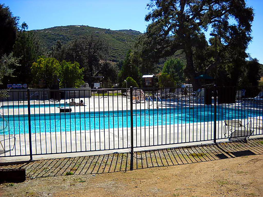Oakzanita Springs Camping Resort Cottage 3 Descanso Εξωτερικό φωτογραφία